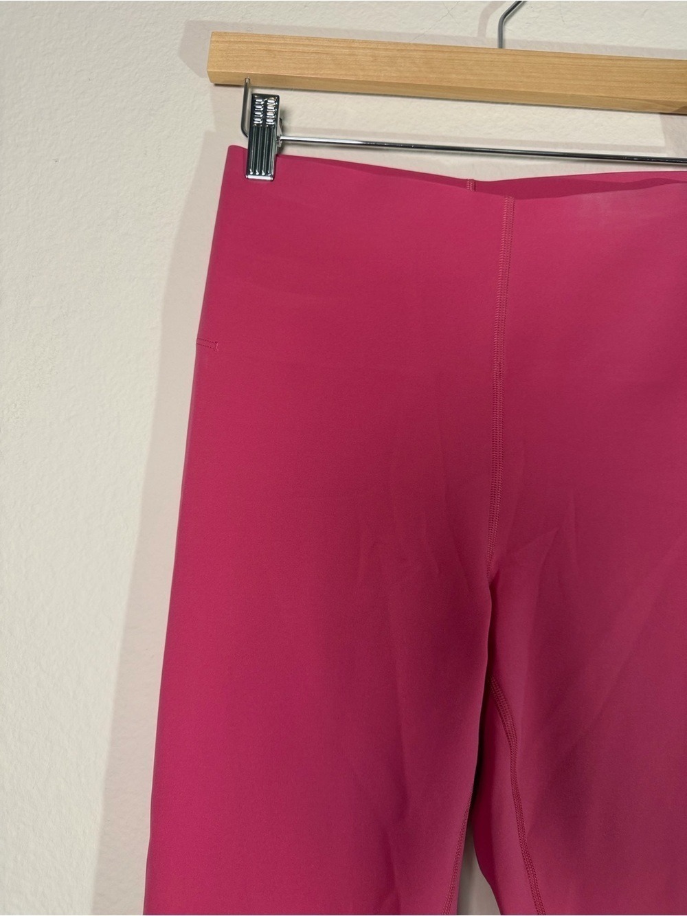 Lululemon Glow Up HR Tight 28” Raspberry Coulis RBCO Size 6 NWT - Picture 8 of 11